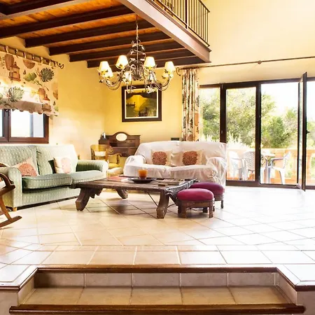 Refugi - Ideal For Family Or Friends With Pool And Games Holiday home *